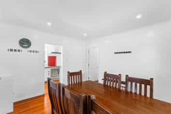 15 Prestons Road, Redwood