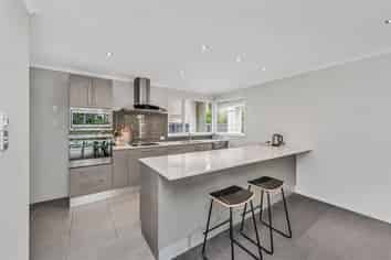  27 Tui Street, Fendalton