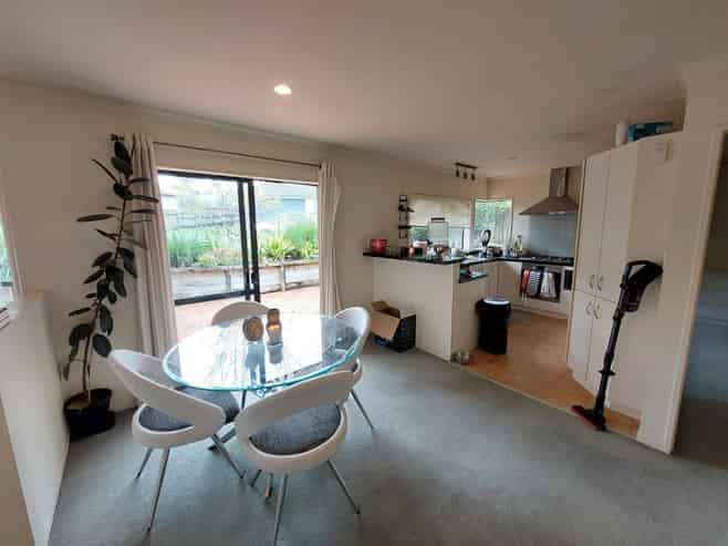 10 Pukatea Avenue, Albany