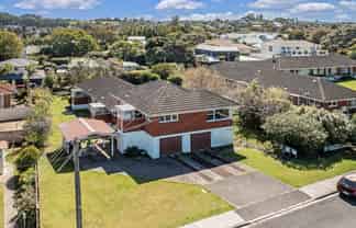 1 Marsh Avenue, Forrest Hill