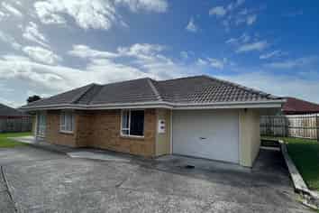 26 Robin Brooke Drive, Flat Bush