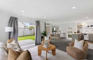 36 Sheridan Crescent, Trentham