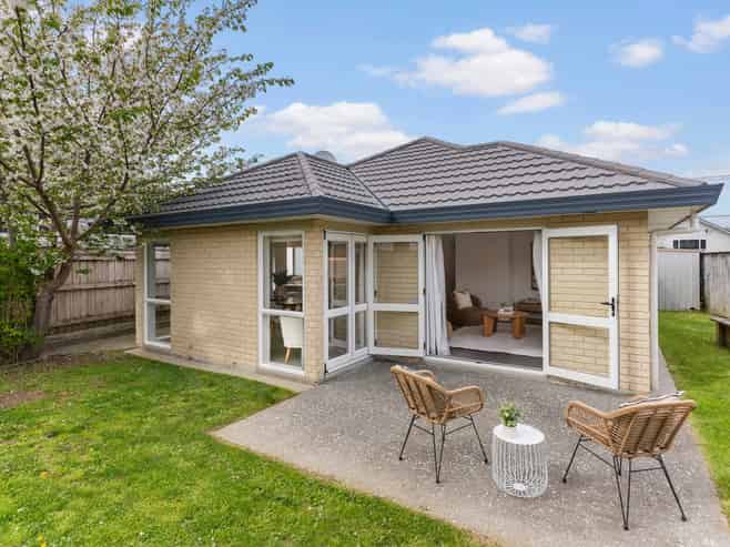 36 Sheridan Crescent, Trentham