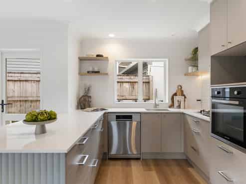 36 Sheridan Crescent, Trentham