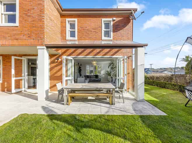 8 Hororata Road, Hauraki