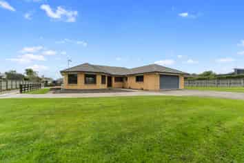 4 Law Crescent, Horotiu