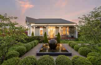 90 Hawthorne Street, Strowan
