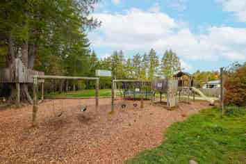 Naseby Holiday Park - 2,000 Feet Above Worry Level