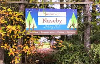 Naseby Holiday Park - 2,000 Feet Above Worry Level