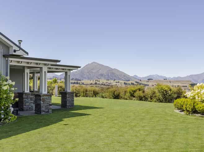 31 Matheson Crescent, Albert Town