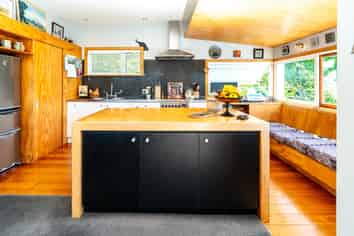 10 Waipapa Terrace, Hataitai