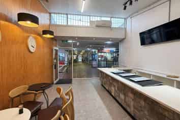HOSPITALITY IN POINT CHEVALIER
