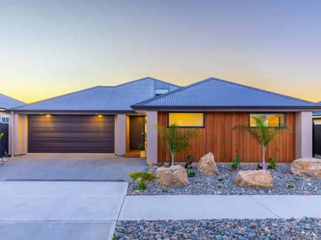 10 Chertsey Road, Richmond