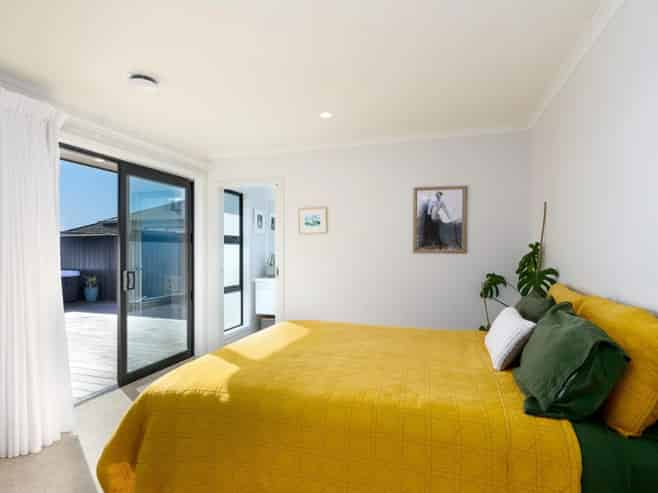 10 Chertsey Road, Richmond