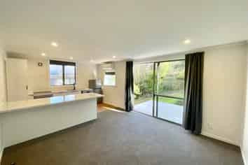 1/61 Preston Crescent, Belleknowes