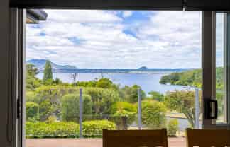 19 Te Urunga Place, Acacia Bay