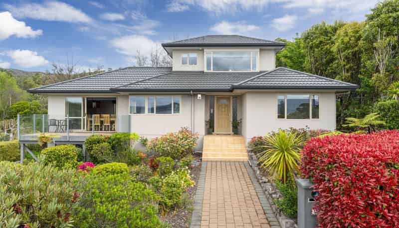19 Te Urunga Place, Acacia Bay