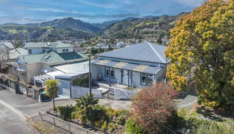 67 Mount Street, Nelson South