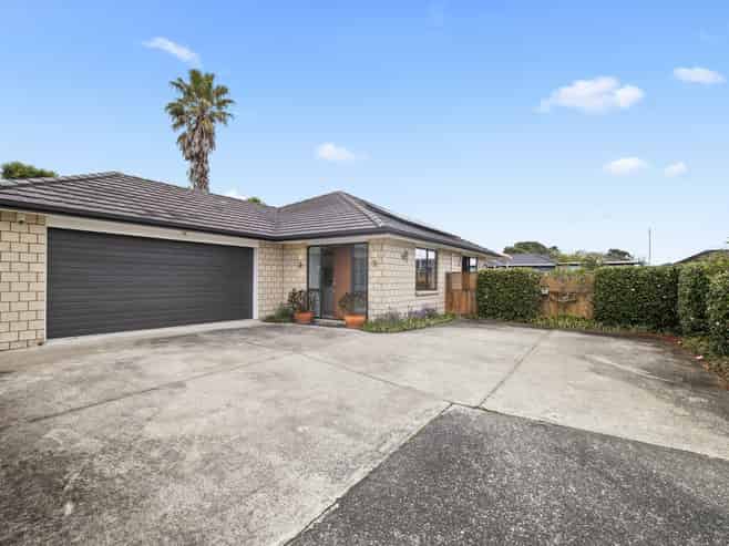 25 Ripple Grove, Waiuku