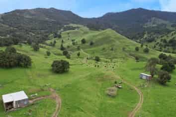 1896 Omana Road, Pukehuia