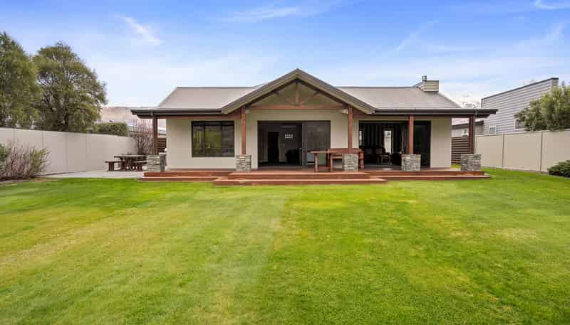 14 De Bettencor Place, Mount Pisa, Cromwell