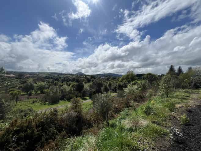 16 Lakemere Way, Kinloch