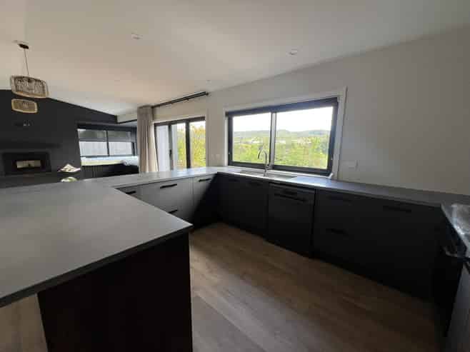 16 Lakemere Way, Kinloch