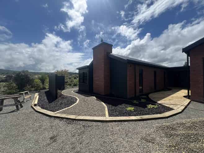 16 Lakemere Way, Kinloch