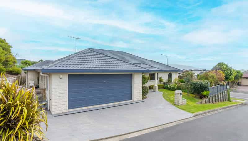 103 Realm Drive, Paraparaumu