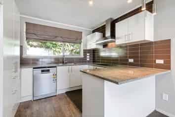 2/20 Poronui Street, Mount Eden