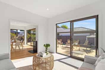 37 Sullivan Avenue, WOOLSTON