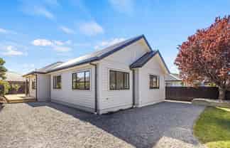 37 Sullivan Avenue, WOOLSTON