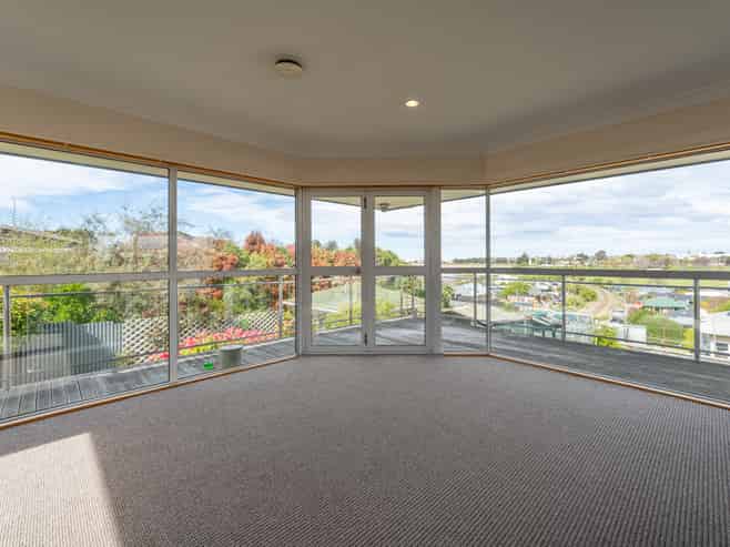 11 Waimataitai Street, Waimataitai