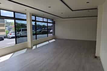 Constellation Cracker - Warehouse + Showroom