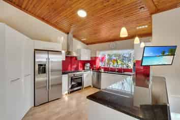 138 New Windsor Road, New Windsor