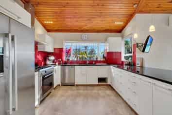 138 New Windsor Road, New Windsor