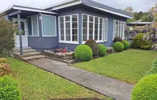 31 Heretaunga Square , Silverstream