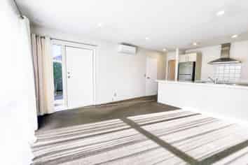 16a Voss Street, Shirley