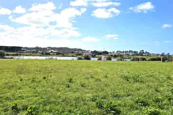  116 Tākapu Close, Matarangi