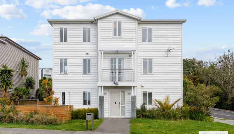 35 Arrowsmith Drive, Flat Bush