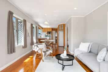 11 Claremont Avenue, Paeroa