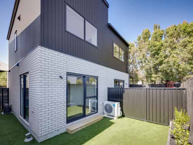 96 Bluebird Crescent, Unsworth Heights