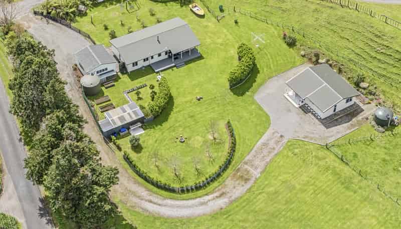 489A Barrett Road, Omata