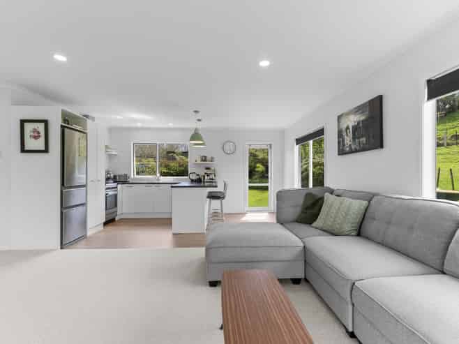 489A Barrett Road, Omata