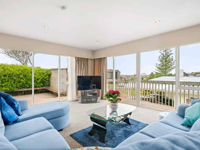 23 Knightsbridge Drive, Forrest Hill