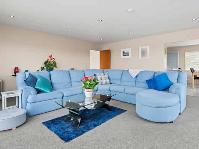 23 Knightsbridge Drive, Forrest Hill