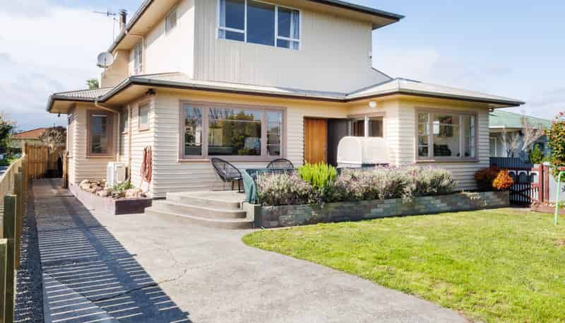 236 Tremaine Avenue, Highbury