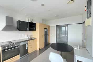 804/17 Putney Way, Manukau