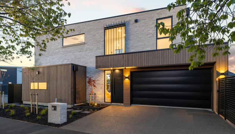 33 Clare Road, Merivale