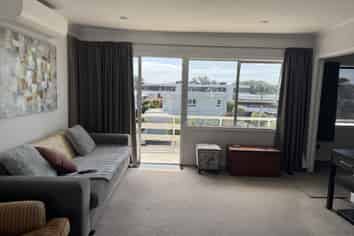 8/9 Marau Cres, Mission Bay